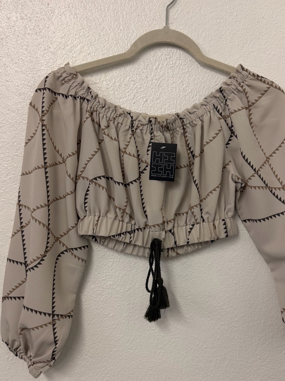 BNWT HiFi crop top